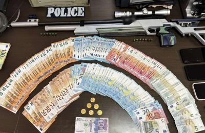 Η Ουάσιγκτον και το Πεκίνο ανταλλάσσουν χτυπήματα με δασμούς