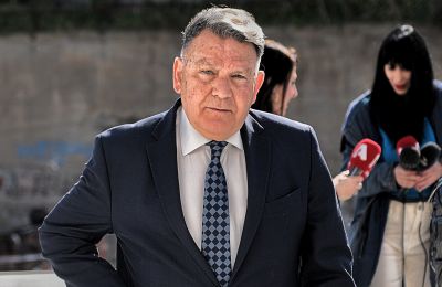 Η Ουάσιγκτον και το Πεκίνο ανταλλάσσουν χτυπήματα με δασμούς