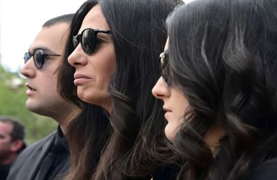 Όσα είπε ο παρουσιαστής για την κατάσταση της υγείας της συζύγου του.