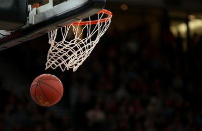 Στο Top 10 των σκόρερ όλων των εποχών στα playoffs ο Κάρι