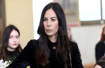 Η Ελένη Χατζίδου βρισκόταν από το βράδυ της Παρασκευής στο νοσοκομείο, καθώς η κόρη της χρειάστηκε να εισαχθεί για νοσηλεία