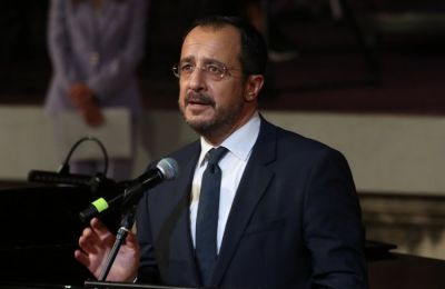 Πάει κατεχόμενα ο Ερντογάν για την μαντήλα 