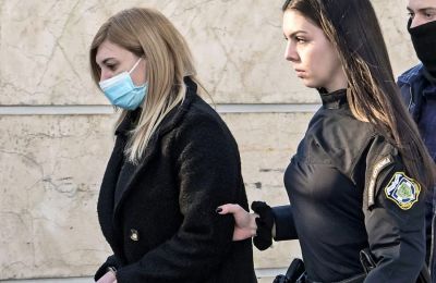 Κηδεία Πάπα: Γιατί κατηγορούν τον Τραμπ ότι έσπασε το πρωτόκολλο 