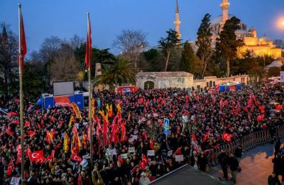 Πολίτες βρίσκονταν στο ετήσιο φεστιβάλ Lapu lapu που τιμά την κουλτούρα των Φιλιππινών όταν τους κτύπησε το αυτοκίνητο