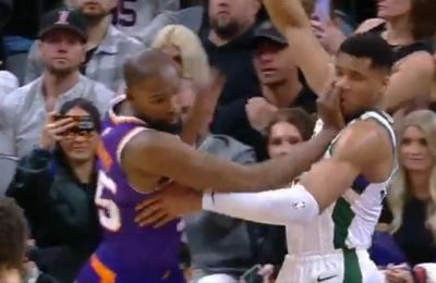 Στα playoffs του NBA οι Χιτ, με «τριαντάρη» Χέρο