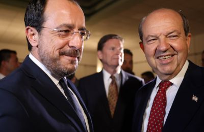 Ακραία ρητορική βίας ακόμη κι εναντίον ομοεθνών τους που βρίσκονται στην Κύπρο εξέφρασαν ο Αϊντίν Ουνάλ και ο Οκτάι Σαράλ