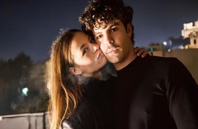 Ήταν για πάνω από 20 χρόνια ανταποκρίτρια του Alpha στη Θεσσαλονίκη ενώ συνεργάστηκε και με άλλους ραδιοφωνικούς και τηλεοπτικούς σταθμούς