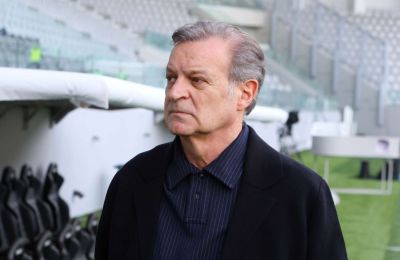 Τέλος στην εσωστρέφεια
