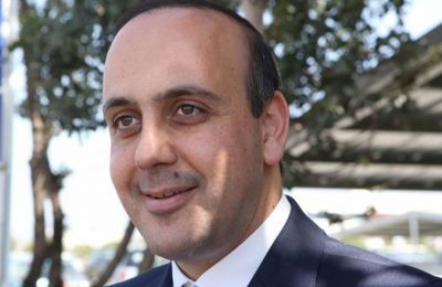 Στηρίζουν την οικογένεια του 17χρονου που ξεψύχησε σε αυλή σχολείου