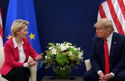Ειδικός ανάγνωσης χειλιών αποκάλυψε τι είπε ο Τραμπ στον Μακρόν