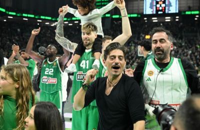 Οι ξέφρενοι πανηγυρισμοί του Δημήτρη Γιαννακόπουλου (pics)