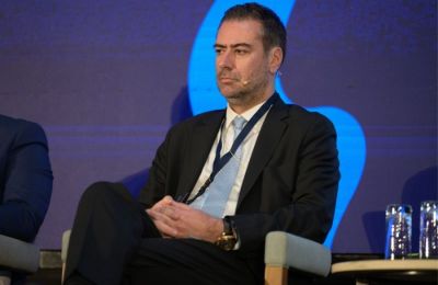 Ακραία ρητορική βίας ακόμη κι εναντίον ομοεθνών τους που βρίσκονται στην Κύπρο εξέφρασαν ο Αϊντίν Ουνάλ και ο Οκτάι Σαράλ
