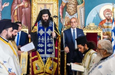 Τον πήρε τηλέφωνο 3-4 φορές για συγεκριμένο περιστατικό, λέει ο Φαίδωνας και ο Τυχικός δεν του απάντησε αλλά του έστειλε μήνυμα “Ευλογείτε”