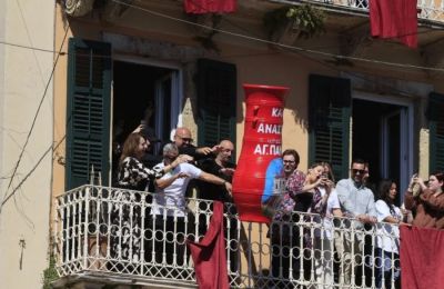 Η Ουάσιγκτον και το Πεκίνο ανταλλάσσουν χτυπήματα με δασμούς