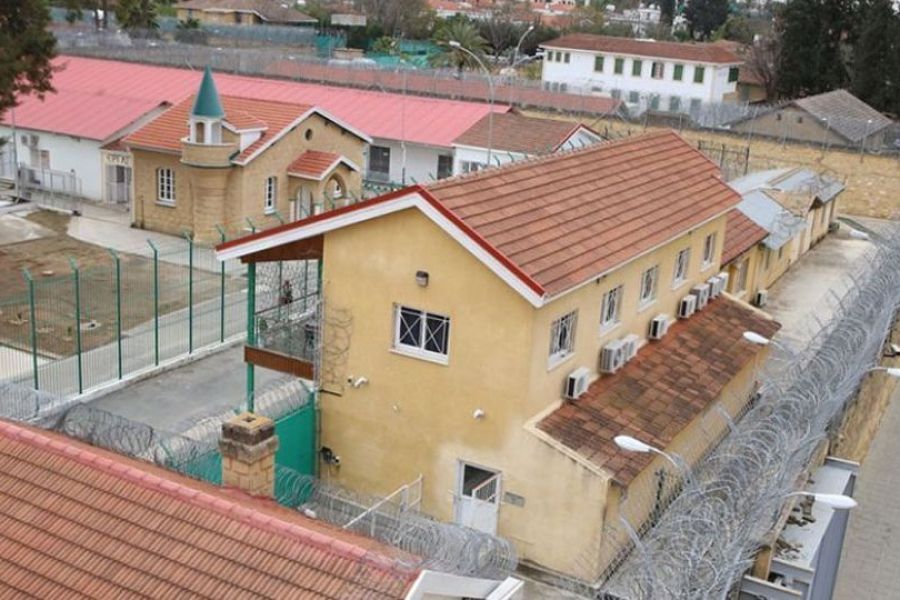 Επέστρεψε στις Κεντρικές Φυλακές ο κρατούμενος που δέχθηκε επίθεση
