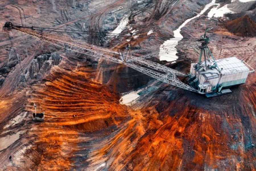 Η Ουκρανία έτοιμη να υπογράψει συμφωνία με τις ΗΠΑ για τα ορυκτά