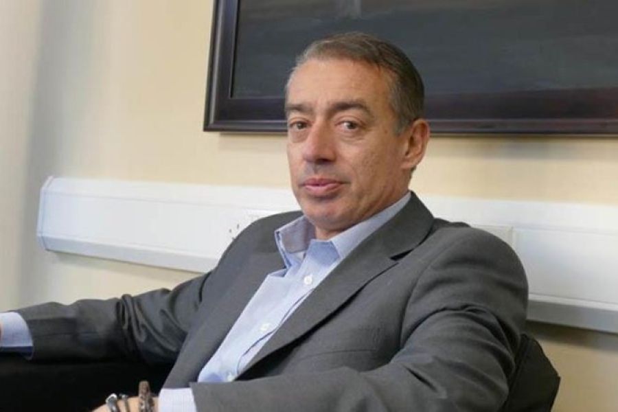 Χαμένοι στη.. μετάφραση με το απολυτήριο Γιαννάκη
