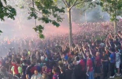 Πάρτι από τους οπαδούς της Μπαρτσελόνα (vids)