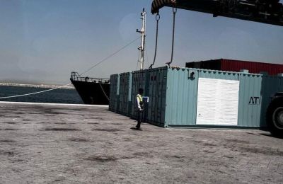 Φορτώνονται και έρχονται Κύπρο οι μονάδες αφαλάτωσης