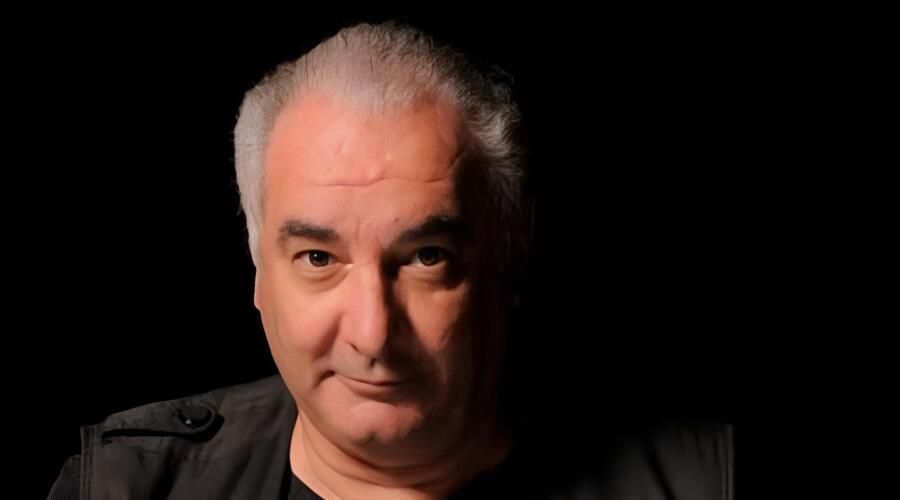 Με σπαρακτικά λόγια, αποχαιρέτησε τον «αδελφό» του...