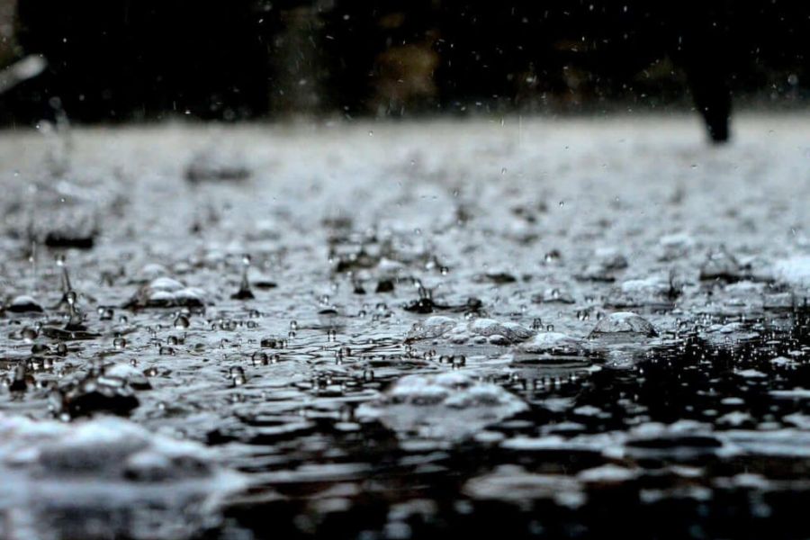 Ολισθηροί λόγω χαλαζόπτωσης οι δρόμοι προς Τρόοδος