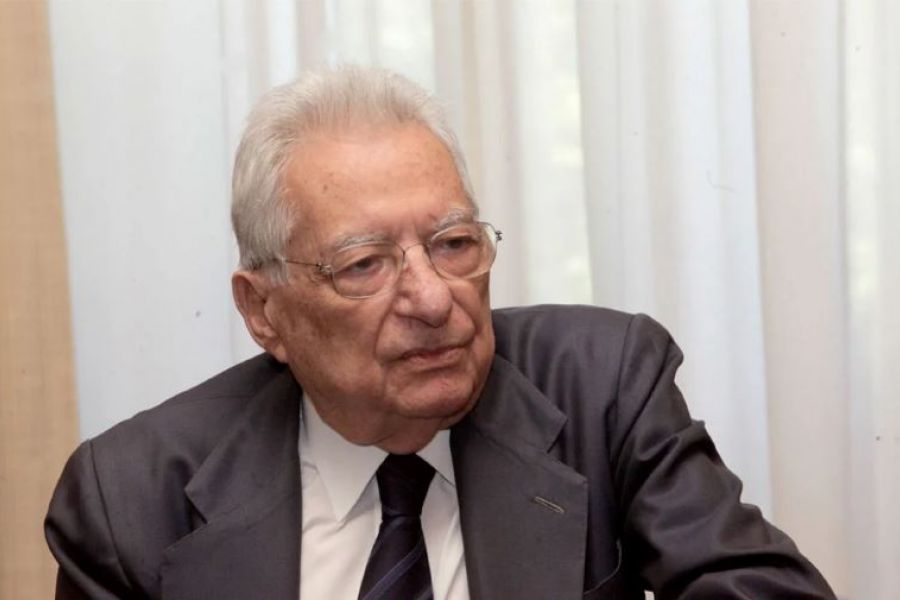 Έφυγε από τη ζωή ο Πέτρος Μολυβιάτης