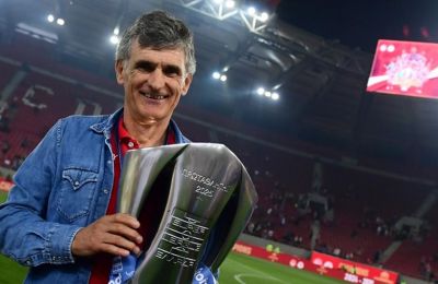 AS: «Ο Θεός Μεντιλίμπαρ συνεχίζει να κατακτά την Ελλάδα»