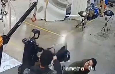 Ρομπότ επιτέθηκε σε χειριστές