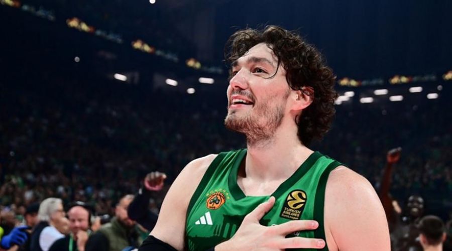 «Προετοίμαζα καιρό το σύνθημα και τώρα… back-to-back ευρωπαϊκά»!