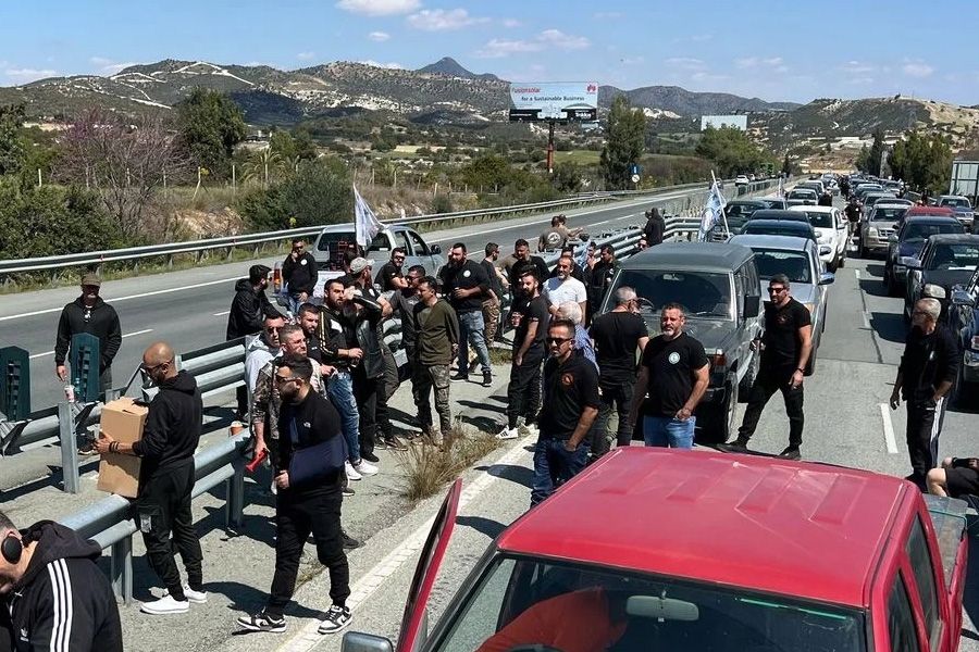 Καμία ευθύνη σε κανέναν για το χάος που προκάλεσαν οι κυνηγοί