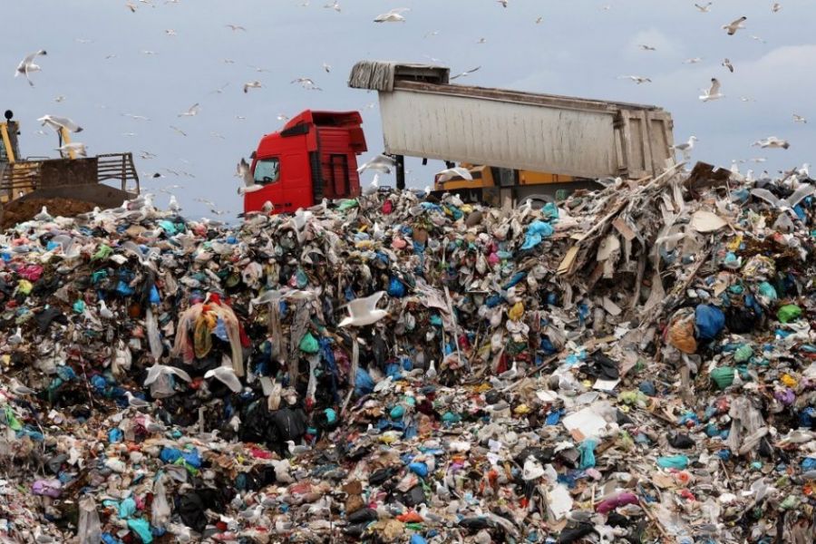 Ξανά στο σκαμνί η Κύπρος για τη διαχείριση αποβλήτων σε Βατί-Κοτσιάτη