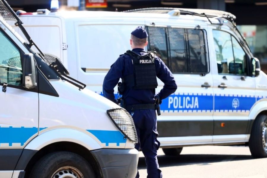Επίθεση με τσεκούρι στο πανεπιστήμιο της Βαρσοβίας