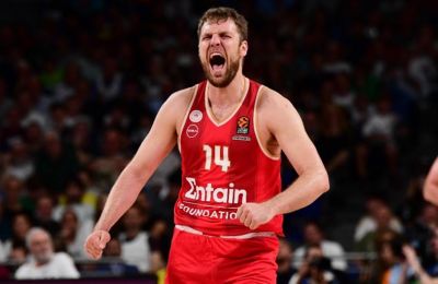 Ο Βεζένκοφ MVP των playoffs