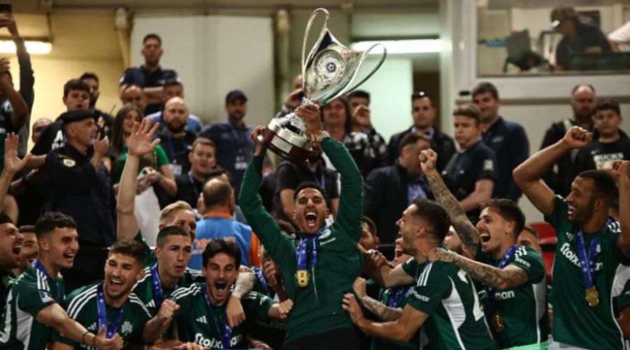 «Κρεμάει» τα παπούτσια ο Ζέκα
