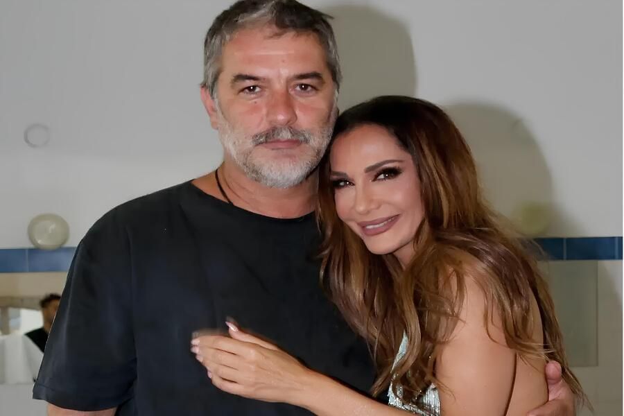 Βασίλης Μπισμπίκης για Δέσποινα Βανδή