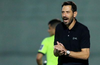 «Αν υπάρχει κάτι επίσημο θα πρέπει πρώτα να μιλήσουν με την ομάδα μου»
