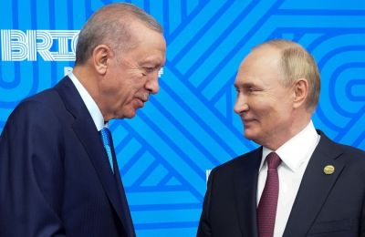 Ο Ερντογάν βρήκε την ευκαιρία να συζητήσει τις διμερείς σχέσεις της Τουρκίας με τη Ρωσία, τηλεφωνικώς με τον Πούτιν
