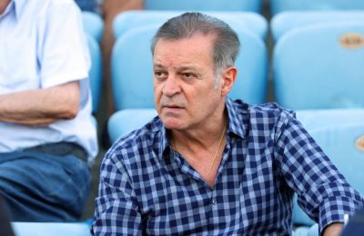 Πέφτει μαχαίρι στο μπάτζετ