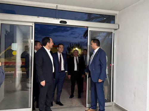 Απροειδοποίητη επίσκεψη ΠτΔ στο ΓΝ Πάφου (ΦΩΤΟ)