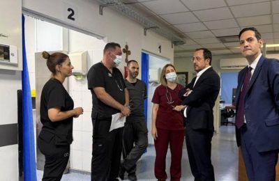 Απροειδοποίητη επίσκεψη στο ΓΝ Πάφου ο ΠτΔ