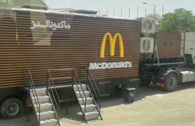 Ασυνήθιστη αλλά στοχευμένη η υποδοχή του Αμερικανού προέδρου