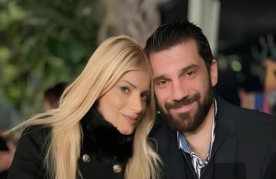 Παρά τη διακριτική τους παρουσία, το ζευγάρι φαίνεται πιο ευτυχισμένο από ποτέ, έτοιμο να κάνει το μεγάλο βήμα στη ζωή του...