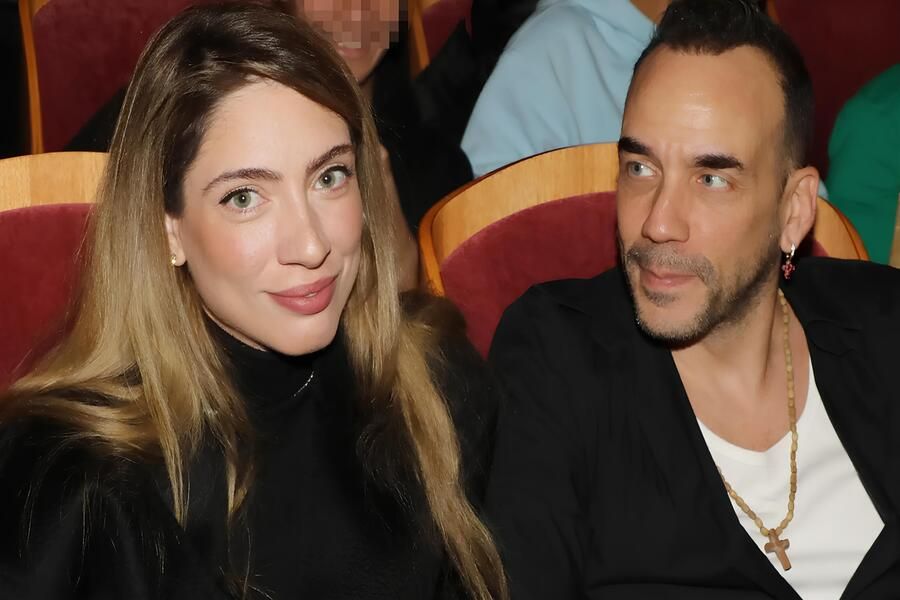 Γέννησε η Μαριλού Κόζαρη