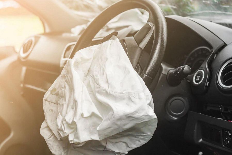Καμία αντίδραση ΤΟΜ σε ειδοποιήσεις για Takata