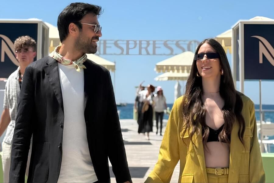 Η Σιμώνη Χριστοδούλου με φουσκωμένη κοιλίτσα στις Κάννες