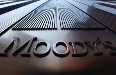 Ο Moody's υποβάθμισε την αμερικανική οικονομία