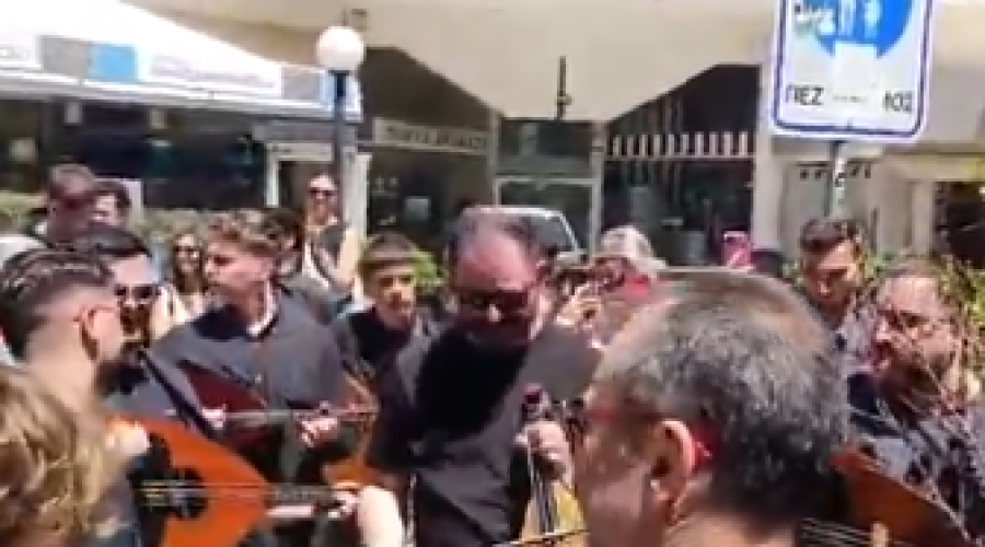 Μαντινάδες πριν τον τελικό κυπέλλου! (vid)