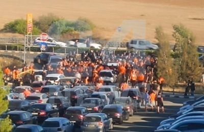 Ένταση έξω από το ΓΣΠ - Έριχναν πέτρες σε οδηγούς (ΒΙΝΤΕΟ, ΦΩΤΟ)