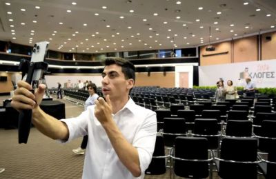 Στον απόηχο της επίσκεψης του Φειδία Παναγιώτου στη Μόσχα...