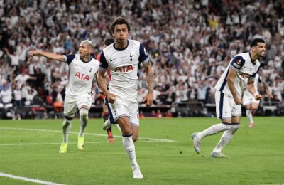 Απίθανη καραμπόλα και 1-0 για την Τότεναμ! (vid)
